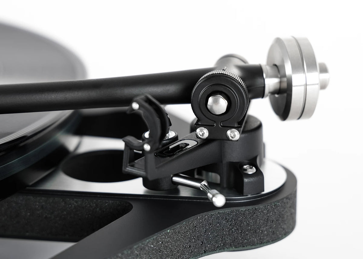 Rega Planar 8 (NEU)