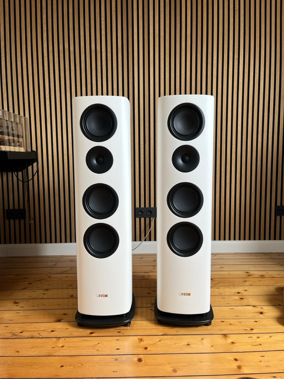 Canton Reference 7 (Auspackartikel)