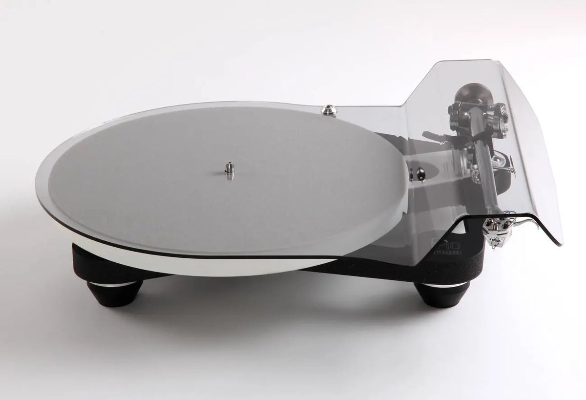 Rega Planar 10 (NEU)