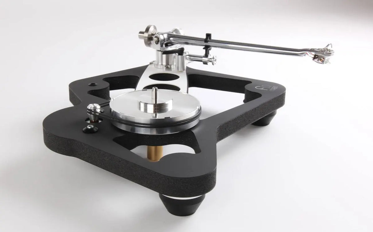 Rega Planar 10 (NEU)