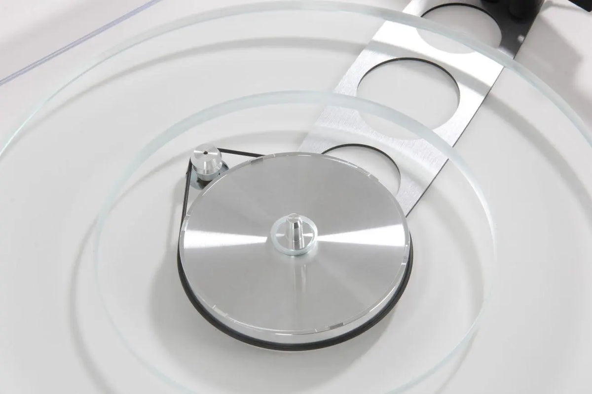 Rega Planar 6 (NEU)