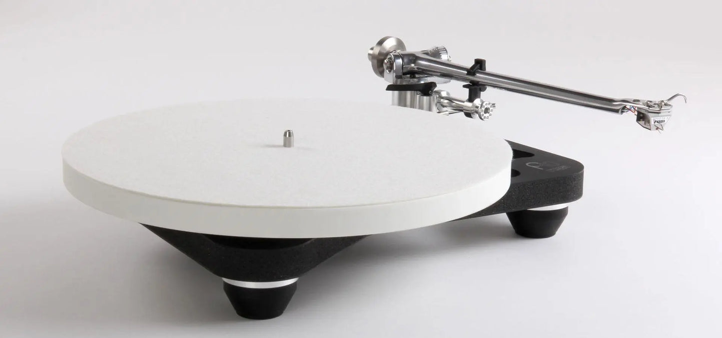 Rega Planar 10 (NEU)