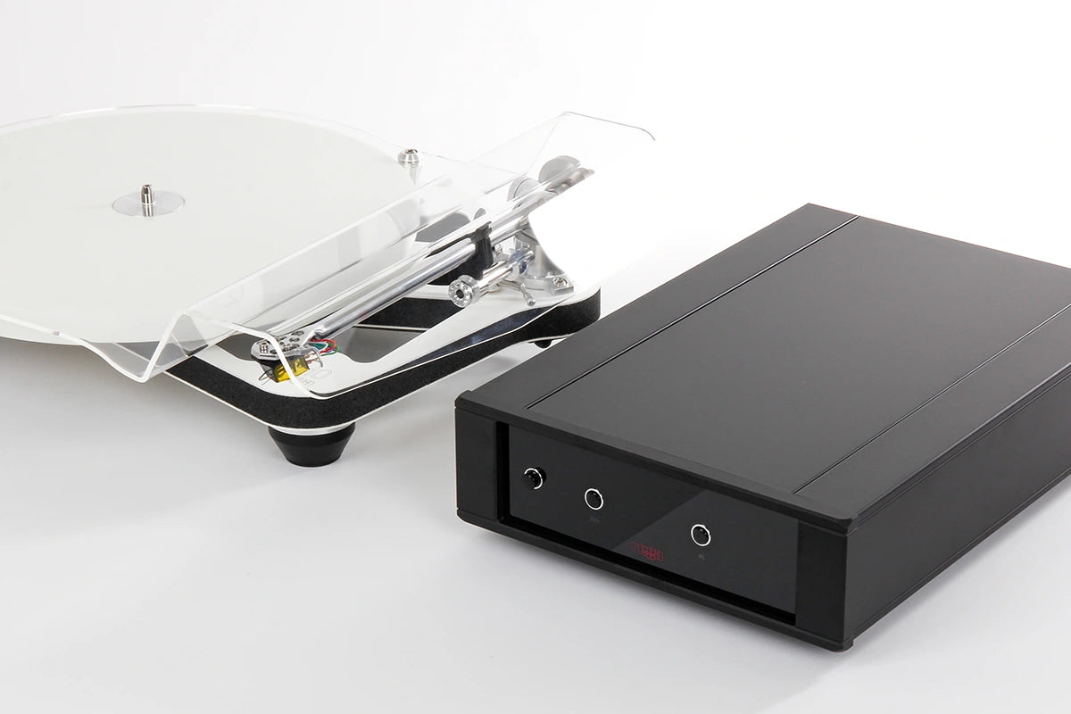 Rega Planar 10 (NEU)