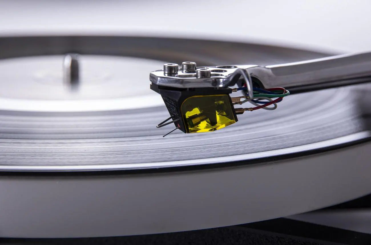 Rega APHELION 2 (NEU)