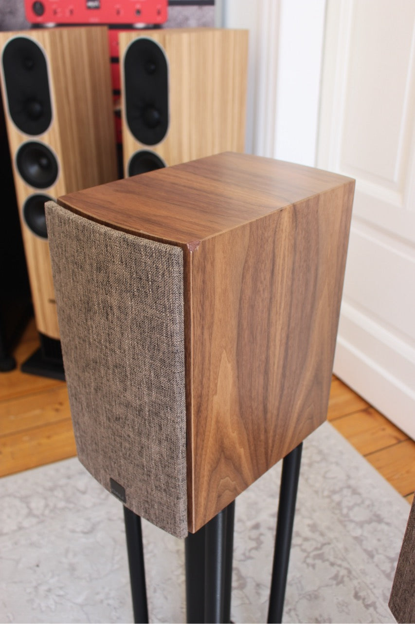 DALI Rubikore 2 in Natural Walnut (gebraucht)