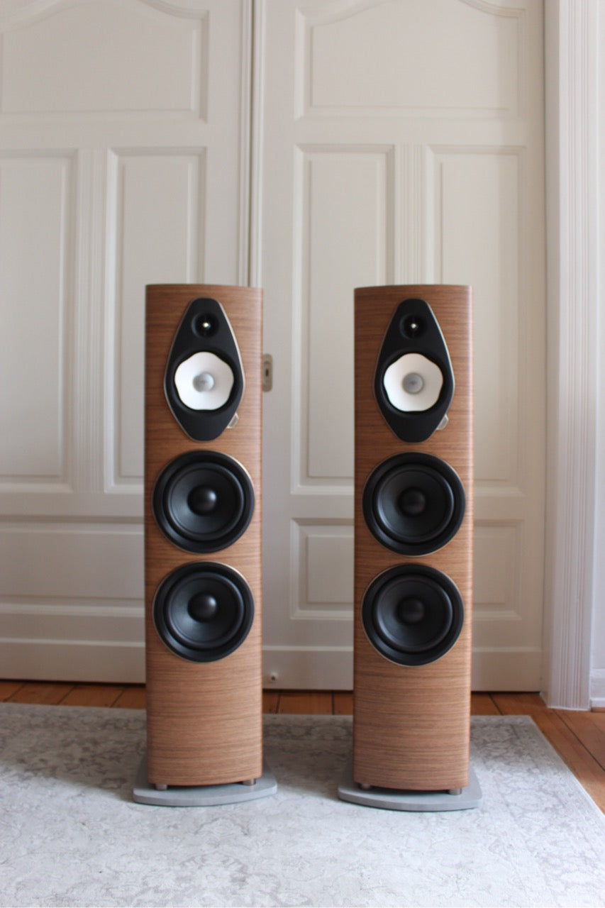 Sonus Faber Sonetto VIII G2 in Walnuss (gebraucht)
