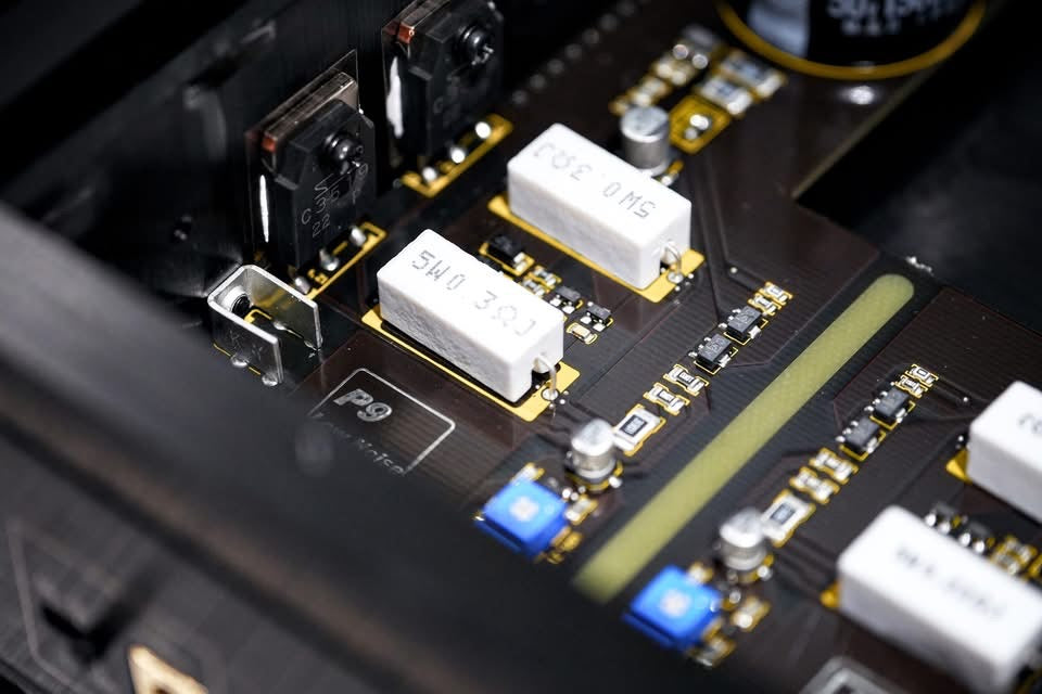 KECES P9 Dual Linear-Netzteil (NEU)