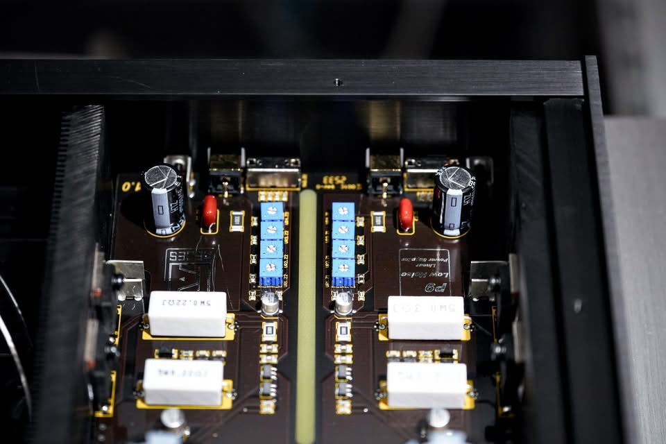 KECES P9 Dual Linear-Netzteil (NEU)