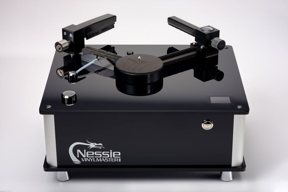 Nessie Vinylmaster Reference (NEU)