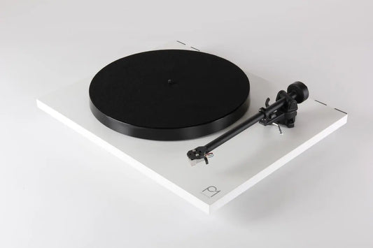 Rega Planar 1 (NEU)