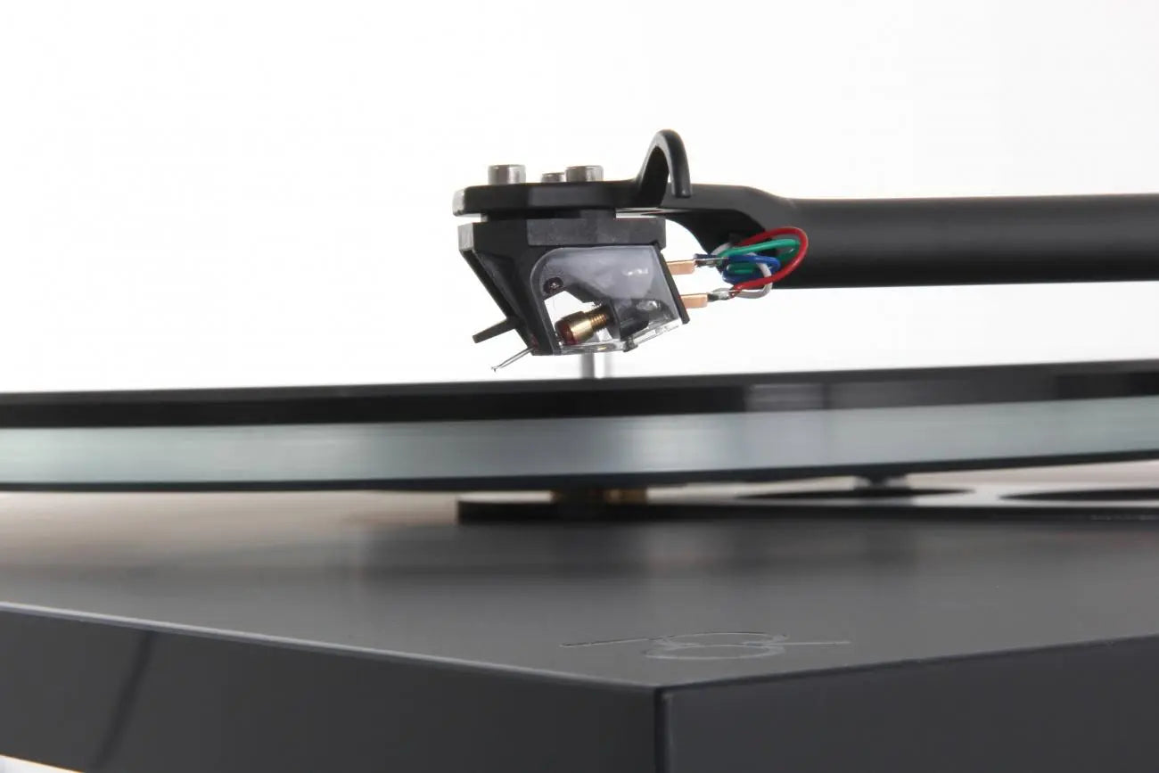 Rega Planar 6 (NEU)
